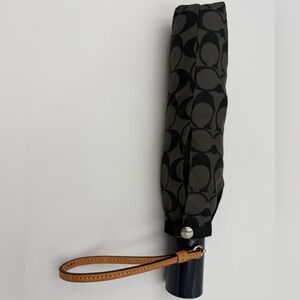 COACH NY • Automatic Retractable Umbrella in Signature Charcoal w/ Leather Strap